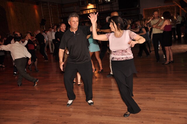 min 2009 04 05 station danse 097